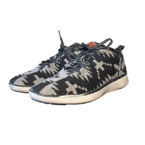 Pendleton Aztec Wool Lace Up Sneakers Size Women’s 8 - Picture 11 of 12